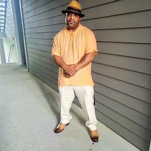 Meet your Posher, Warren